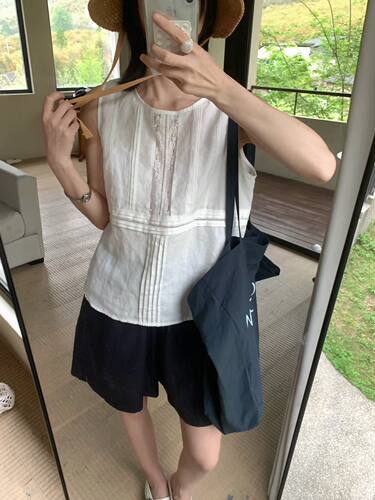 精致法式 About moon韩国东大门蕾丝拼接亚麻背心小衫女