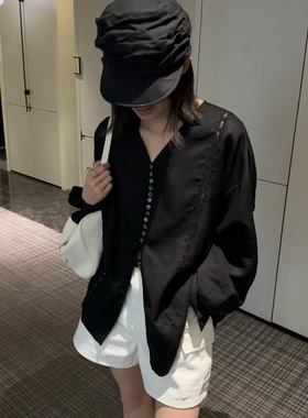 法式浪漫 About moon韩国26夏精致蕾丝拼接v领苎麻防晒衬衣