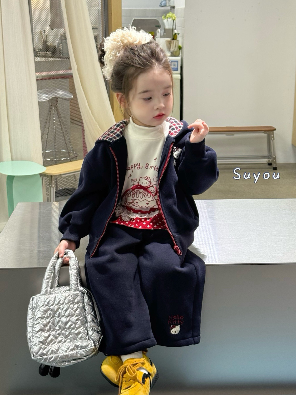 凡妈童装25秋冬新款女童小童韩版KT猫连帽加绒外套卫裤套装两件