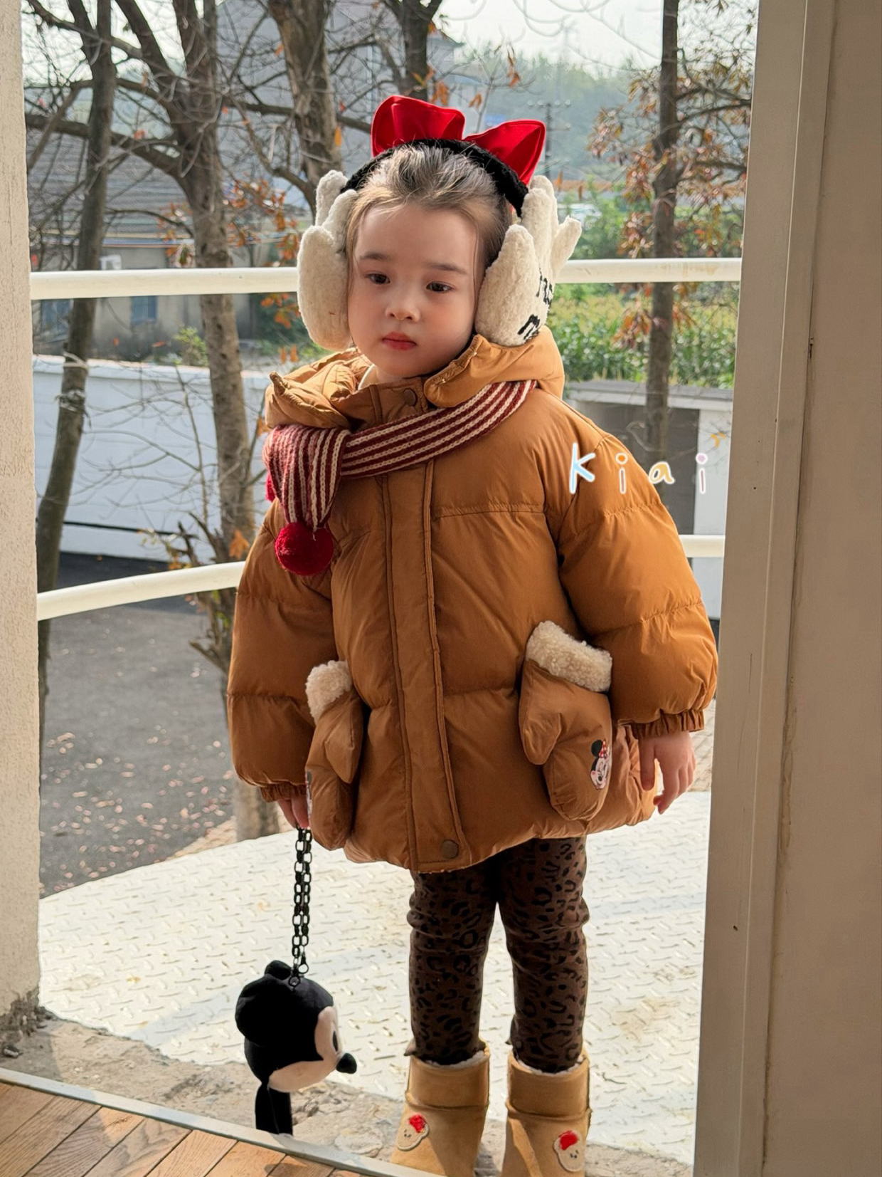 女童卡通米奇玩偶羽绒服