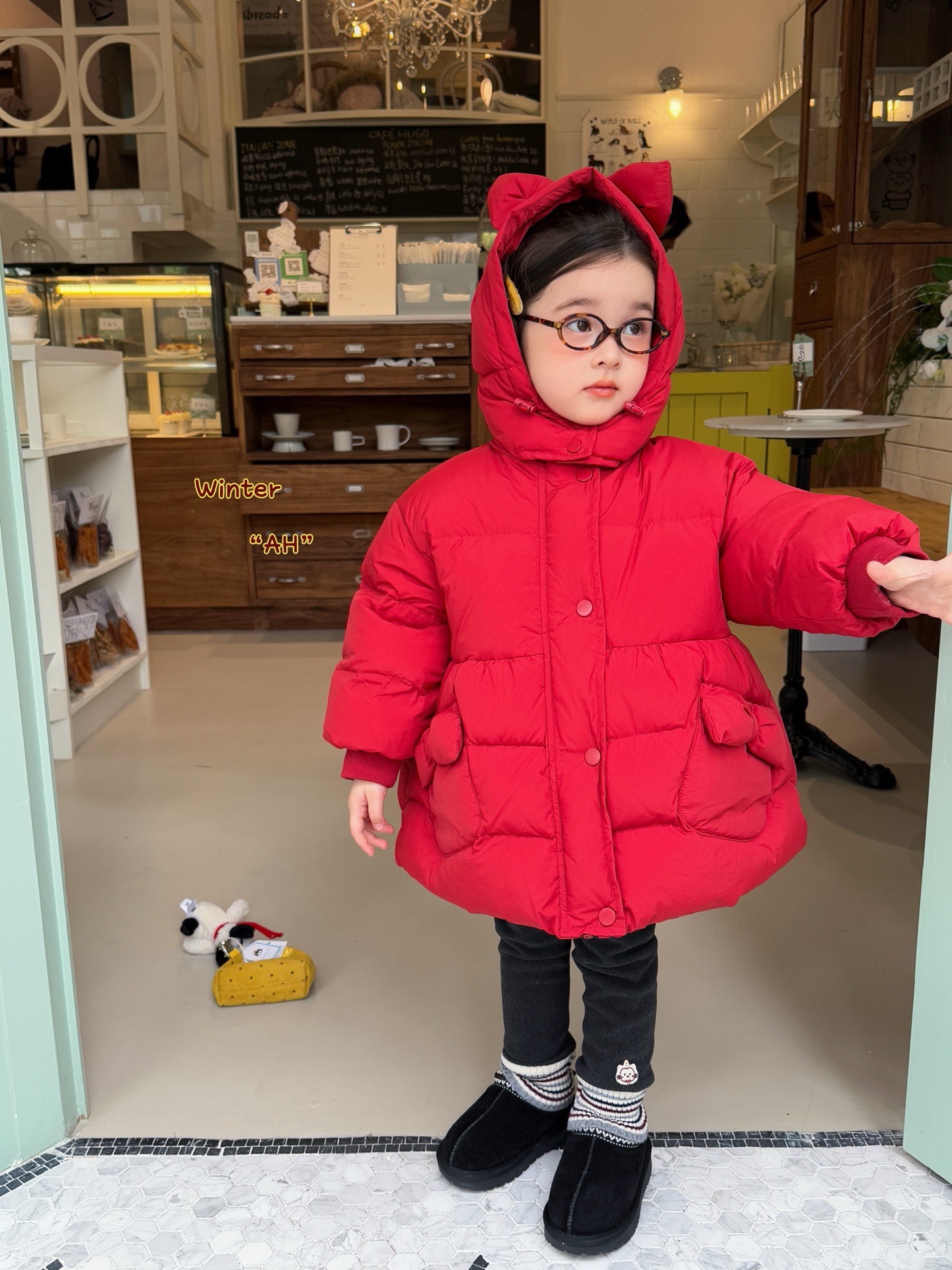 凡妈童装2025冬季新款女童小童韩版后背蝴蝶结中长羽绒服外套洋气