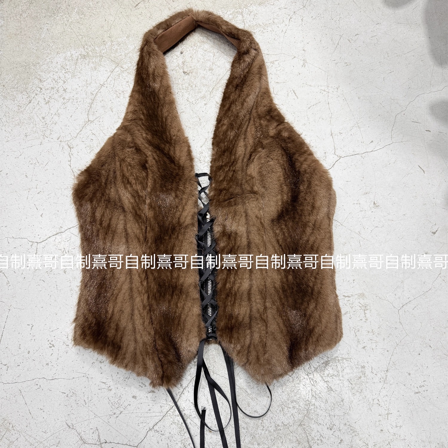 冬季美拉德奶咖棕系复古不规则系带背心毛绒显瘦百搭挂脖马甲上衣