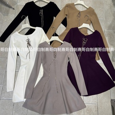 赫本风中袖绑带针织连衣裙女生小香风冬季新款收腰显瘦内搭打底裙