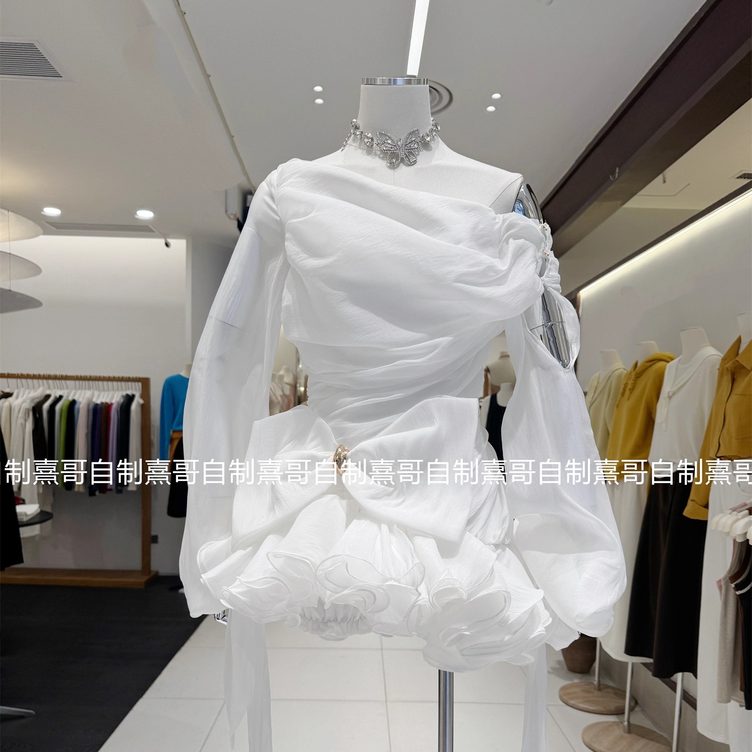 法式千金风衬衫连衣裙女冬季小众设计一字肩蝴蝶结独特漂亮蓬蓬裙