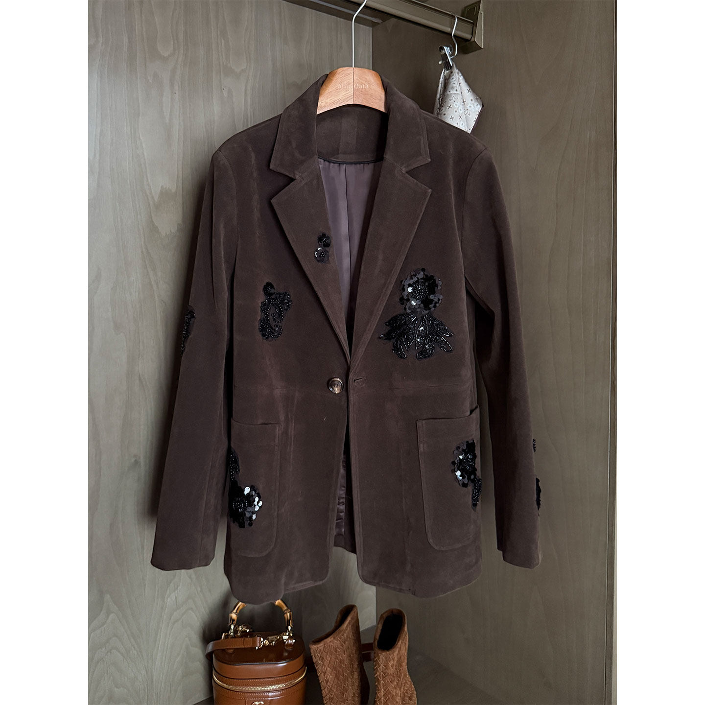 现货【浮生半日】复古重工亮片刺绣精致风西装外套,女装/女士精品,毛呢外套,淘宝优惠券,粉丝福利购,淘宝优惠卷