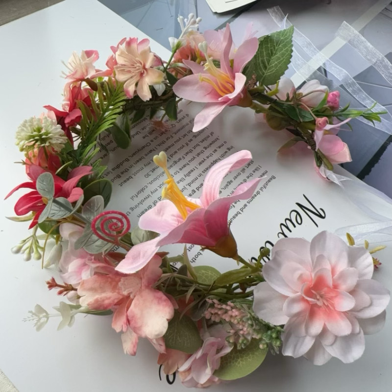 韩粉红色玫瑰花加密小雏菊仿真百合玫瑰花环花冠头饰新娘回门头饰