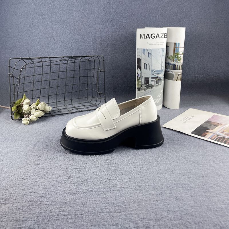 牛皮粗跟厚底增高一脚蹬乐福鞋