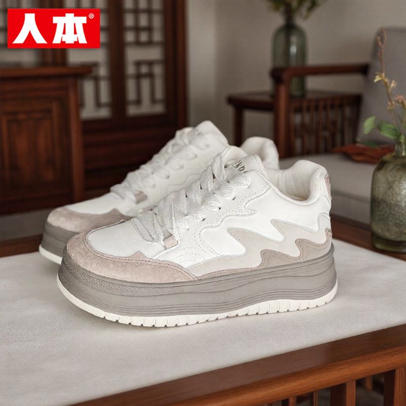 人本加绒厚底棉鞋女2025冬季新款复古保暖加厚休闲学生皮面板鞋