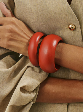 欧美跨境饰品个性红色木质手镯希音temu热销时尚夸张设计宽面手饰
