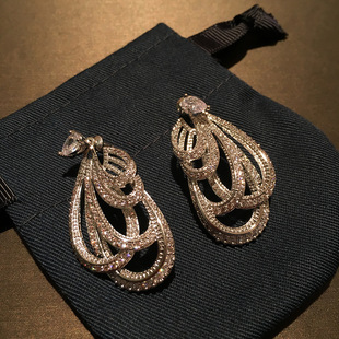 重工女蝴蝶结丝带镶满水钻锆石前后两戴耳环欧美水滴形度假风耳钉