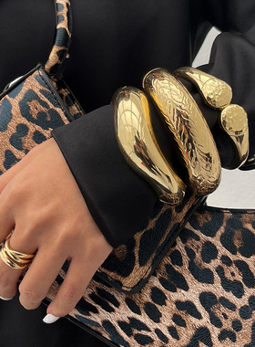 欧美跨境饰品 时尚不规则金属感Bracelet 高级感圆形光面弹簧手镯