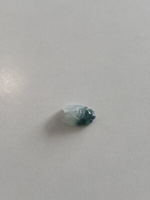 天然缅甸翡翠A货 冰种飘蓝花翡翠知了 翡翠蝉吊坠 手机链 钥匙链