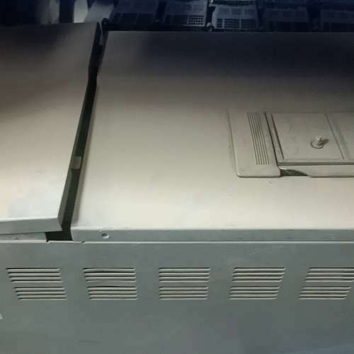 变频器EDS2800-4T0370议价。