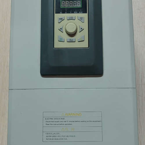 苏州联控变频器LNC860 -4T0220GB/0300PB议价。