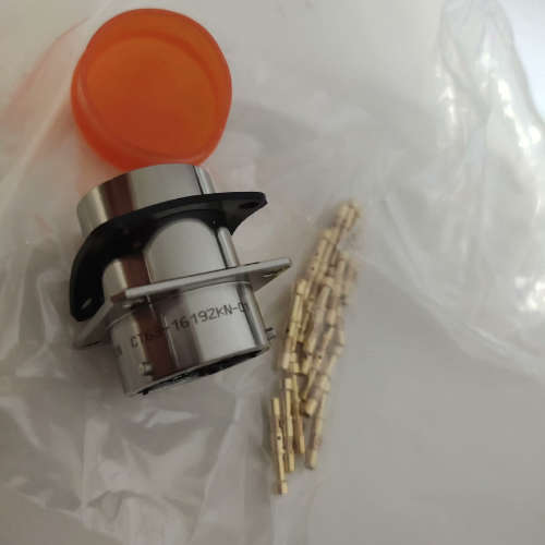 中航光电航空插头连接器CT63-1619ZKN-01  全新议价。