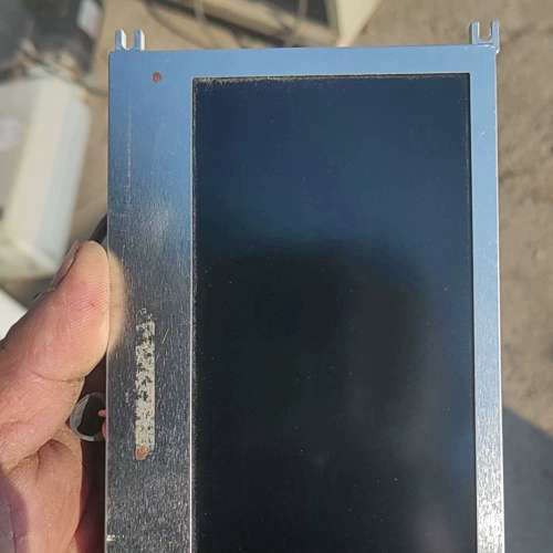 日立5.1寸SP14N001液晶屏，拆机件，成色如图实物照片议价。