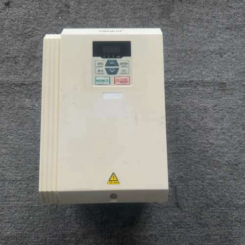 正弦变频器 A90-4T045B,22KW,三相380V,拆议价。