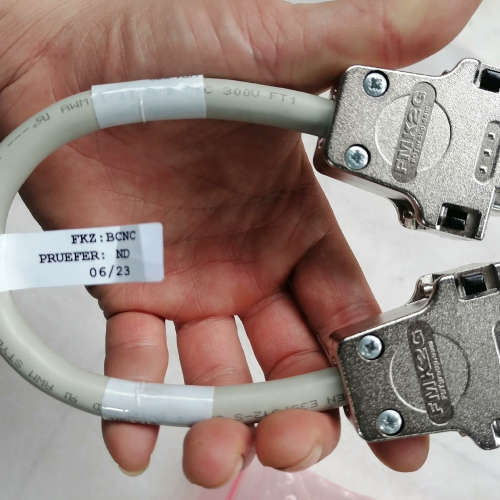 #航插线 FMK2G FCT D-sub连接器 180°直向议价。