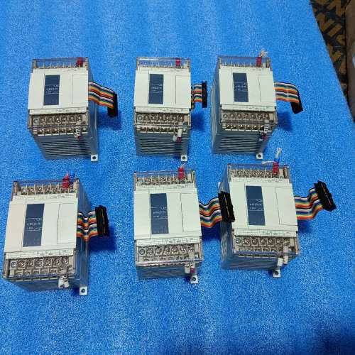 信捷温度模块，XC-E2TCA-P，两路温度，包好，有6个，议价。