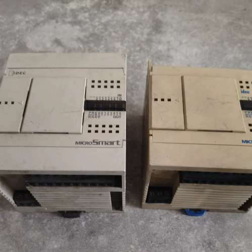 和泉PLC  型号FC4A-C16R2议价。