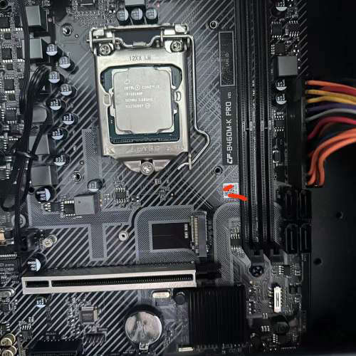 七彩虹B460M-K PRO+CPU I3-10100F议价。