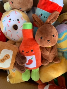 萌！蛋糕甜甜圈毛绒玩偶冰箱贴仿真食玩圣诞新年儿童宝宝玩具礼物