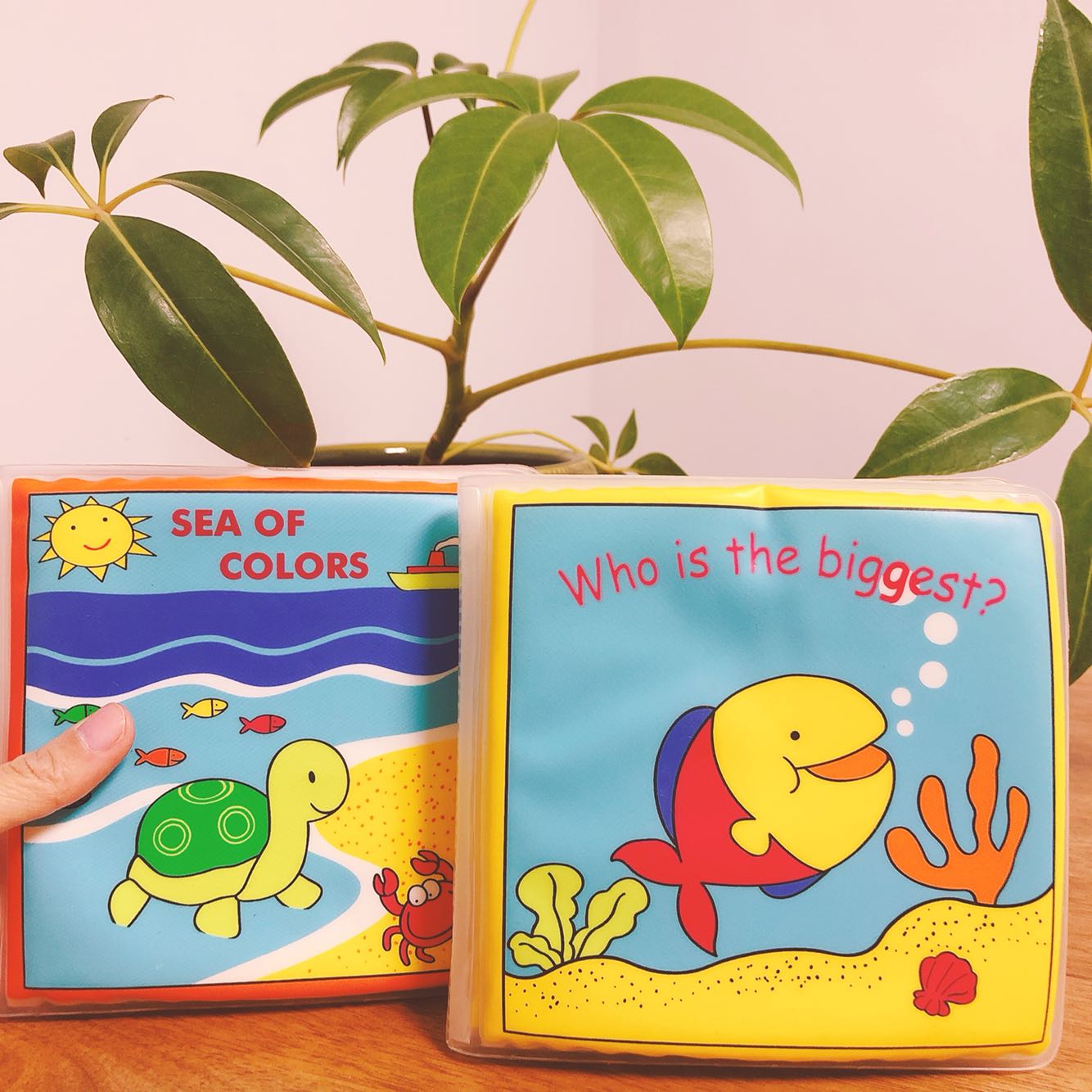 可爱！洗澡画册玩具法语英语宝宝洗澡书洗澡也要翻翻书