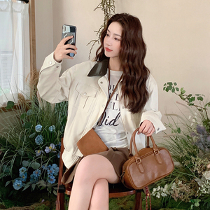 新款！2C237-6758-P175 米白色撞色麂皮绒夹克外套 控238图片
