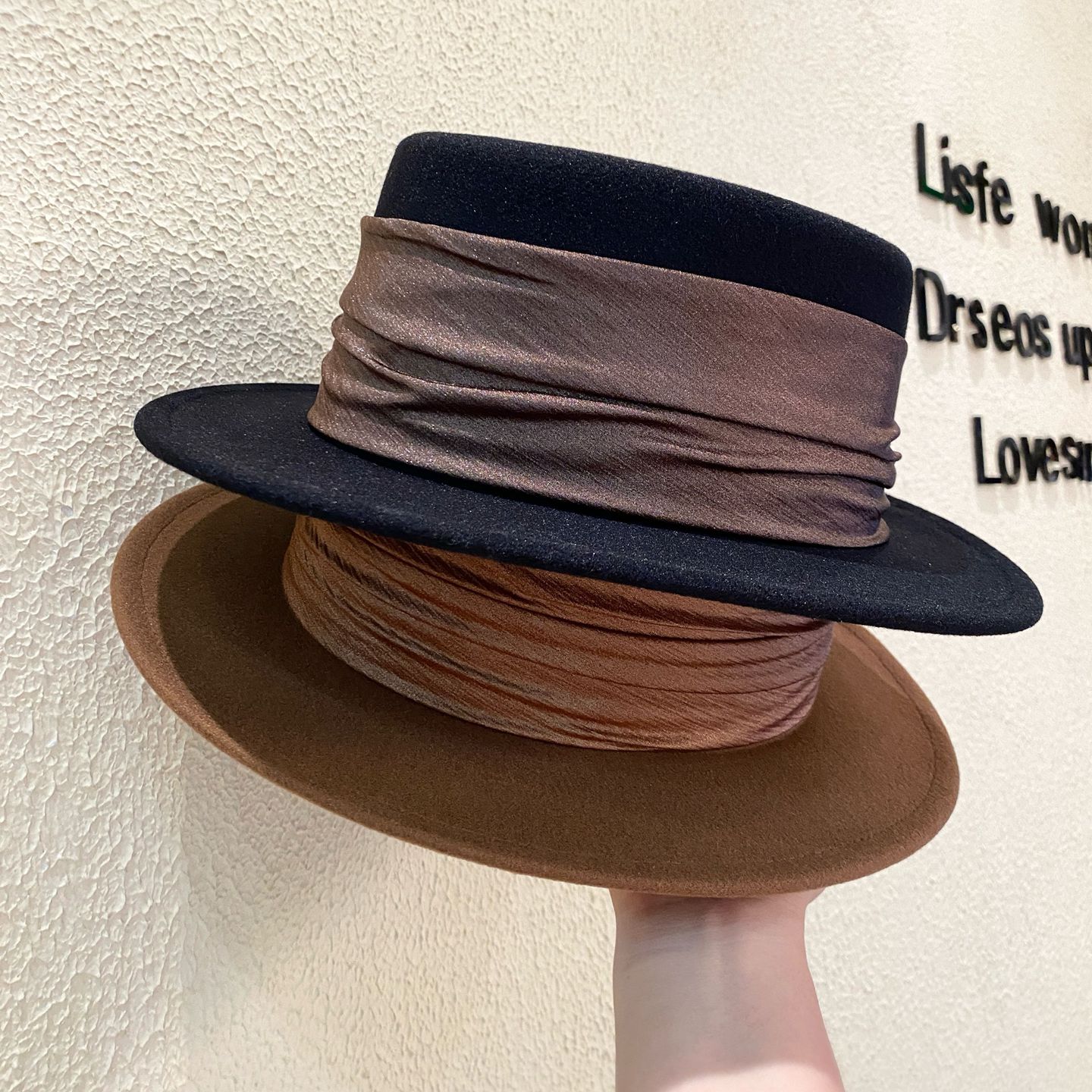网红ins英伦复古毛呢小礼帽女秋冬百搭显脸小气质平顶帽毛毡帽潮