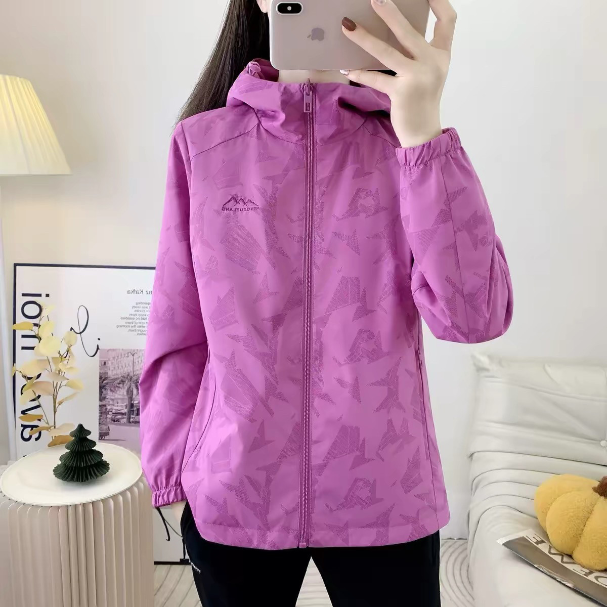春秋季冲锋衣女双面穿防风防水软壳衣风衣外套登山服徒步运动外套