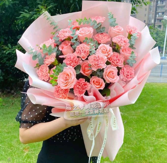 康乃馨粉玫瑰混搭花束花店 送母亲生日鲜花 北京鲜花速递送花上门