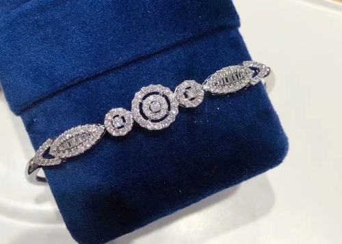 镶嵌女款天然南非钻碎手镯18K金