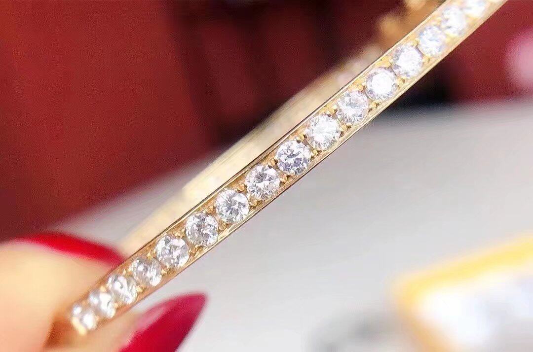 18k金镶嵌女款3克拉天然南非大钻小钻圆钻钻石手镯真金真钻送证书