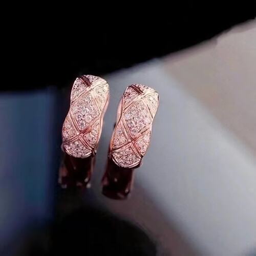 18K金女镶0.3克拉天然南非高品质钻石菱格耳圈耳环真金真钻送证书