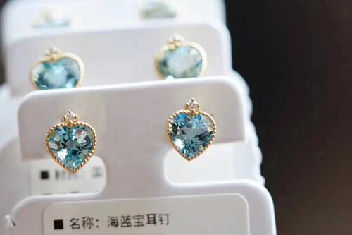 18K金配南非钻石镶嵌女款2.2克拉天然海蓝宝石耳钉真金真钻送证书
