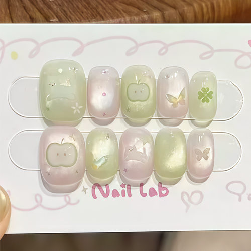 穿戴甲奶绿蜜桃粉极光猫眼美甲贴片卡通苹果蝴蝶小猫穿戴假指甲片