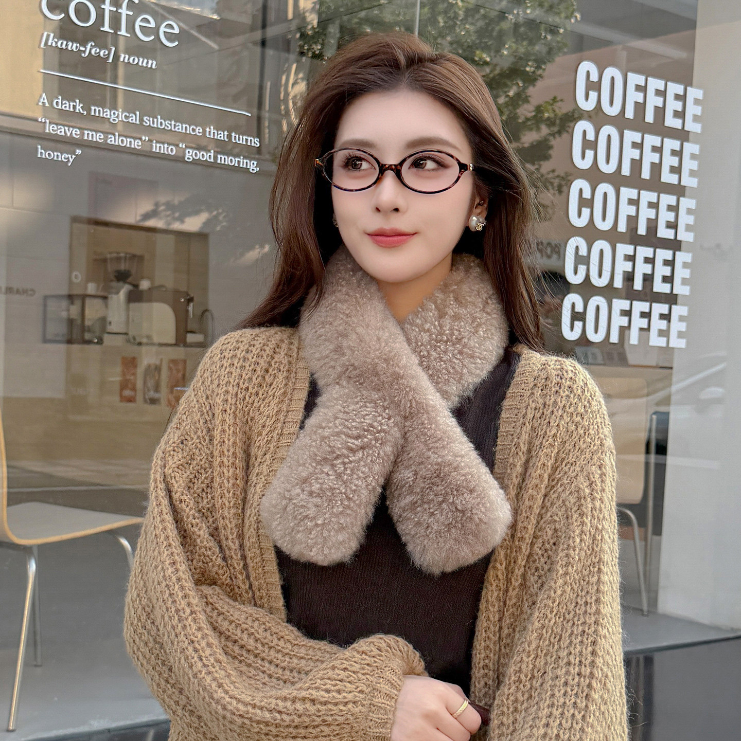 ”雪绒“轻奢山羊绒皮草围脖 女冬季羊皮毛一体软糯保暖围巾百搭