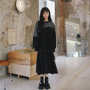 226-A139-P115 2022秋季中长款卫衣女  控价168图片