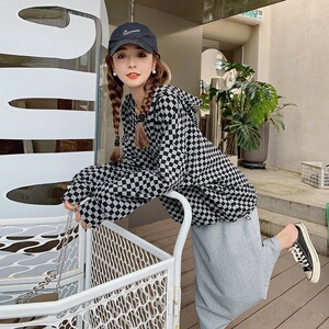 已出货2226-A150-P145 2023秋季套装女 控价198图片