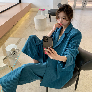 高级感灯芯绒西装女春秋冬搭配2025新款正装气质休闲西服外套图片