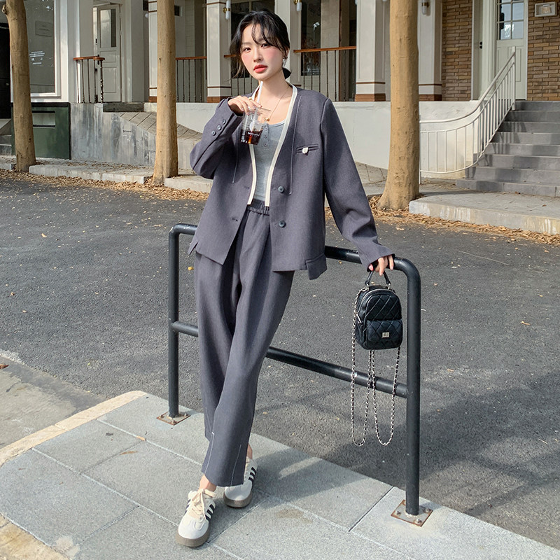 灰色西装套装女2025春季新款韩版高级感ootd穿搭休闲阔腿裤两件套图片