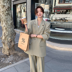 绿色休闲西装套装女2025春秋新款爆款小个子高级感阔腿裤两件套图片