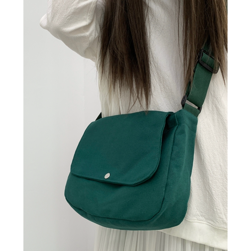 韩版森系邮差斜挎小方包帆布袋