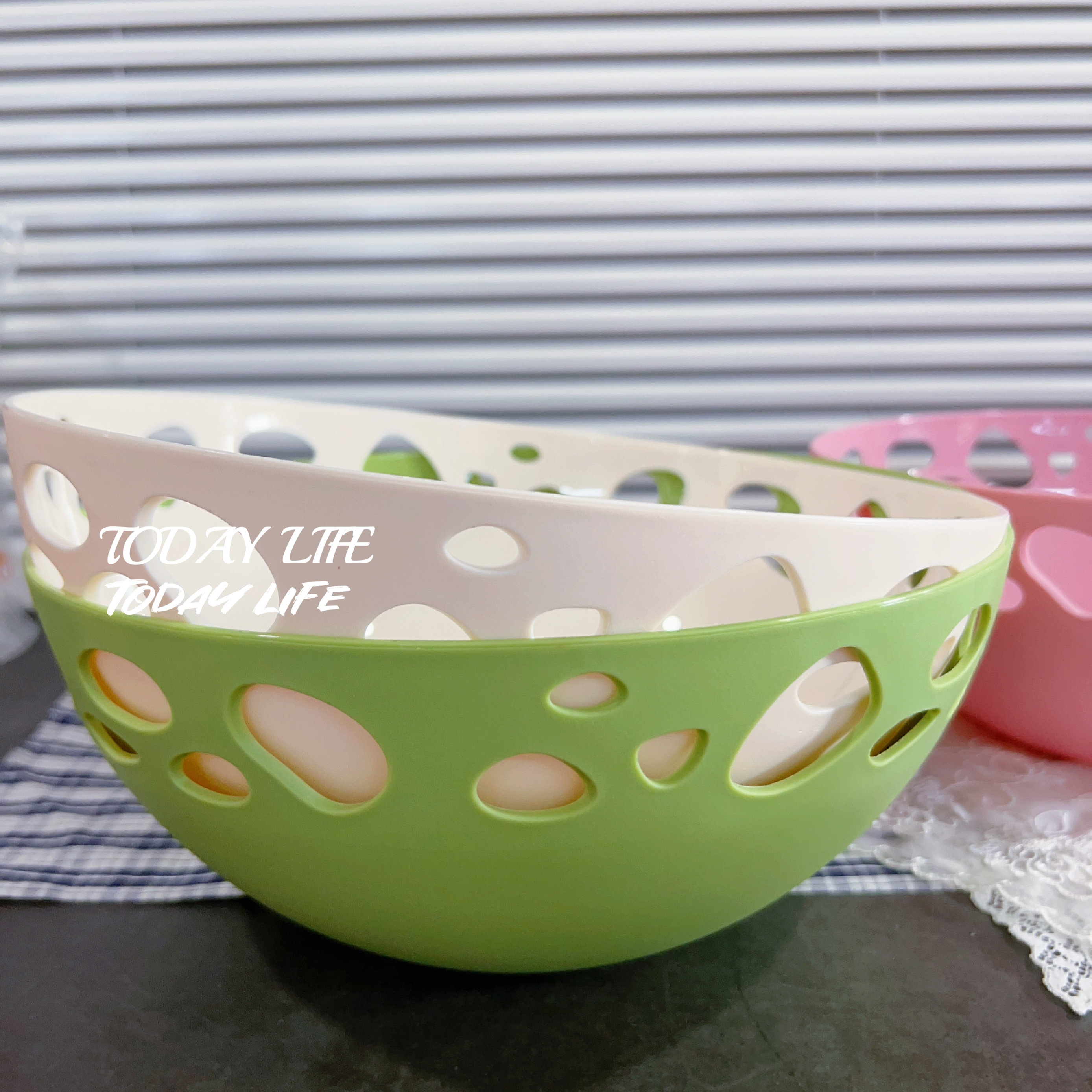 简约镂空蔬果盆果篮彩色牛油果绿蔬果盘环保圆形篮水果收纳盆