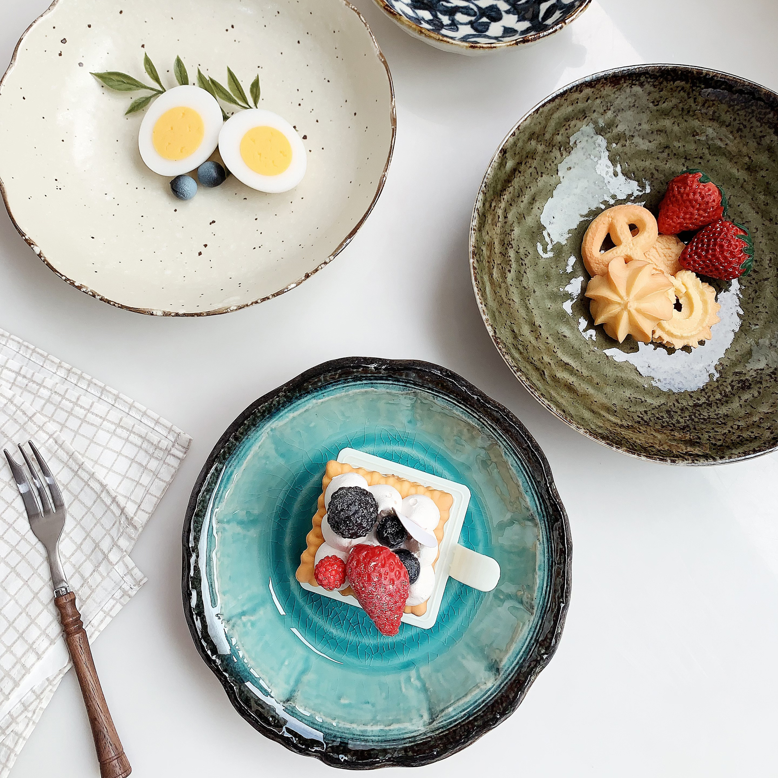 复古深盘唐草双耳碗蓝调冰裂釉盘