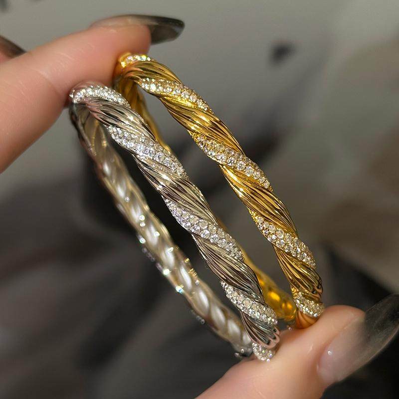 重工高级感麻花拉丝钻石手镯女925纯银拧绳镶钻叠戴莫比乌斯手环