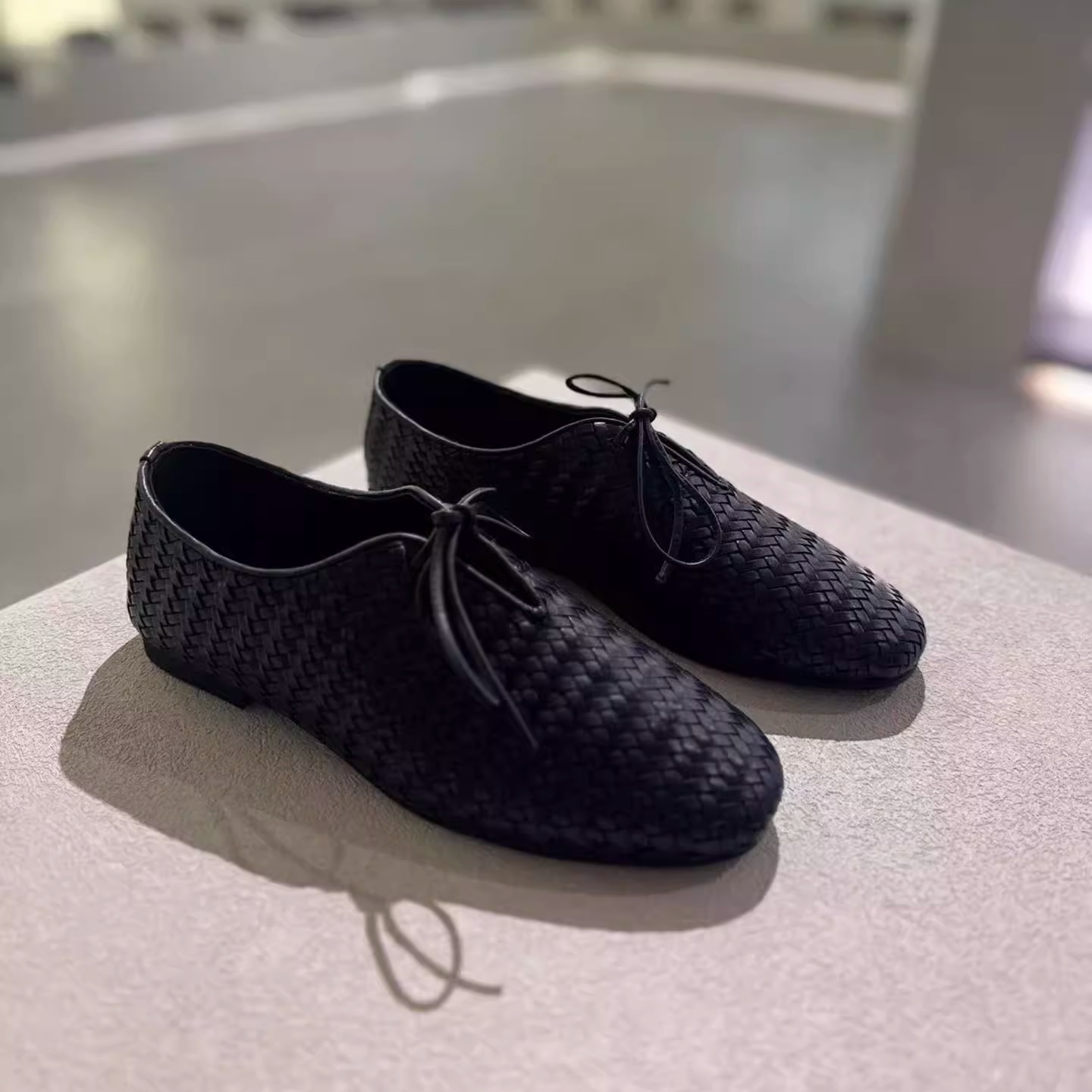 2025秋冬新品温哥妮305-05真皮编制平底洋气气质百搭单鞋女鞋鞋子