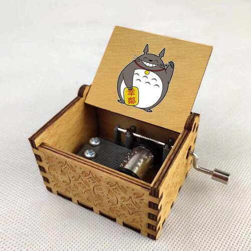 动漫龙猫卡通周边八音盒创意生日礼物木质音乐盒定制