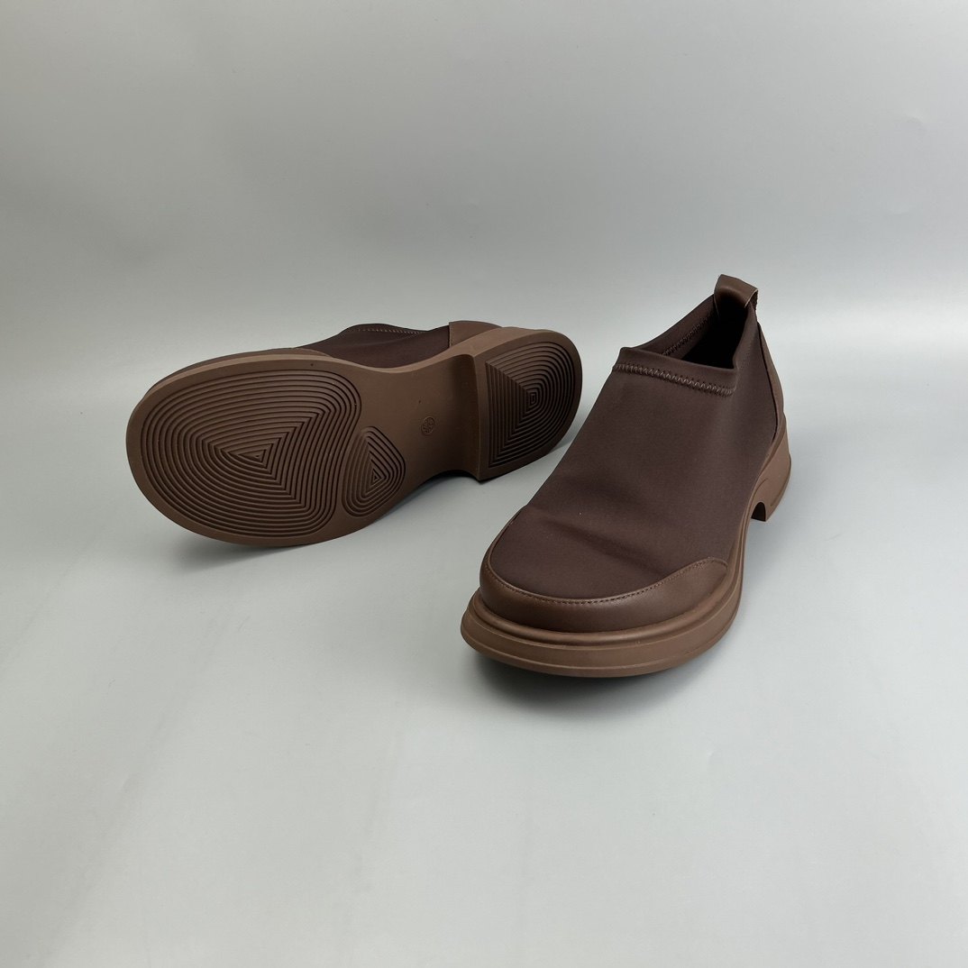 D家16年老店 弹力设计师款女单鞋 时尚咖色深口女鞋 断码平价8168,女鞋,深口单鞋,淘宝优惠券,粉丝福利购,淘宝优惠卷