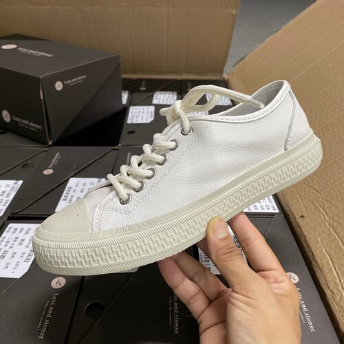 板鞋年轻个性低帮女鞋